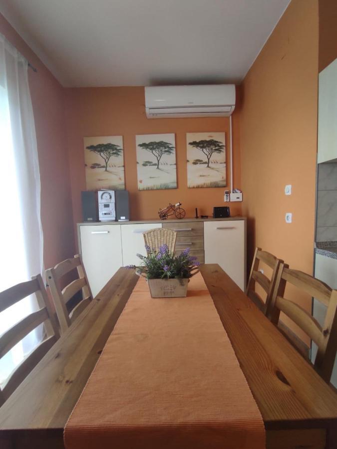 Apartman Mila โนวีวีโนดอลสกี ภายนอก รูปภาพ